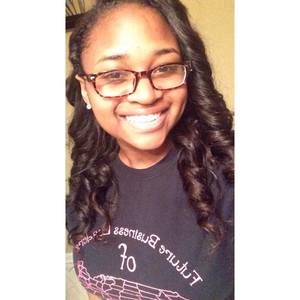 Meet your Posher, Tiffany