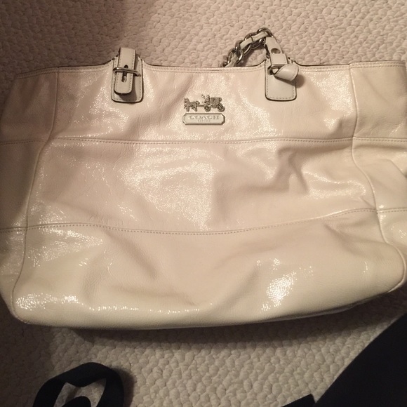 White Coach Bag - Picture 1 of 2