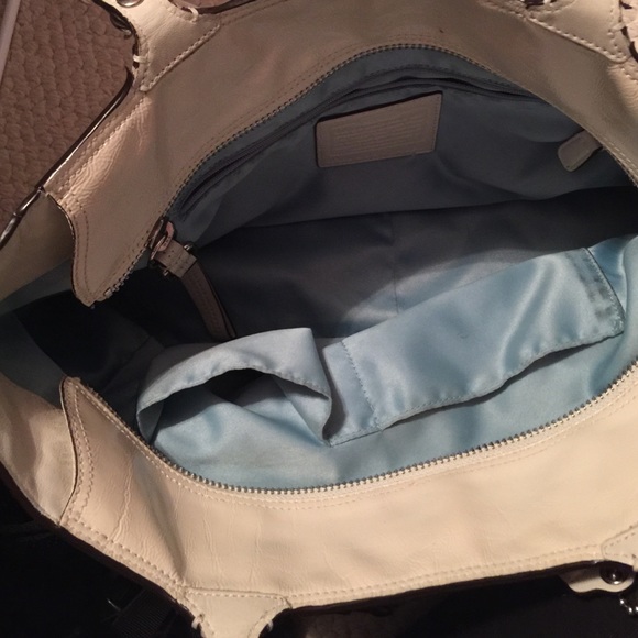 White Coach Bag - Picture 2 of 2