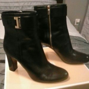 REDUCED!! Ankle boots by Michael Kors