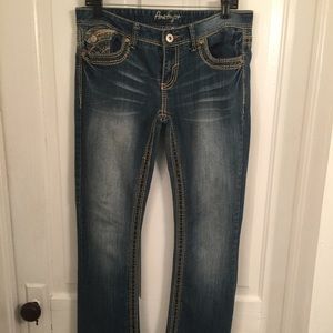 Amethyst jeans size 11, but fit like a 10 or 9