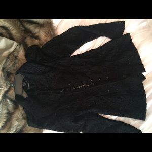 ELIE TAHARI LIGHT BLAZER