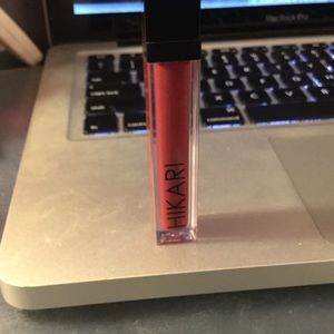 HIKARI lipgloss