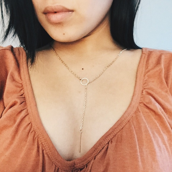 SOLD ✨Gold lariat Necklace - Picture 1 of 3