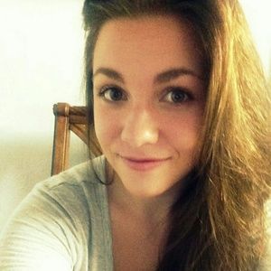 Meet your Posher, Karlie