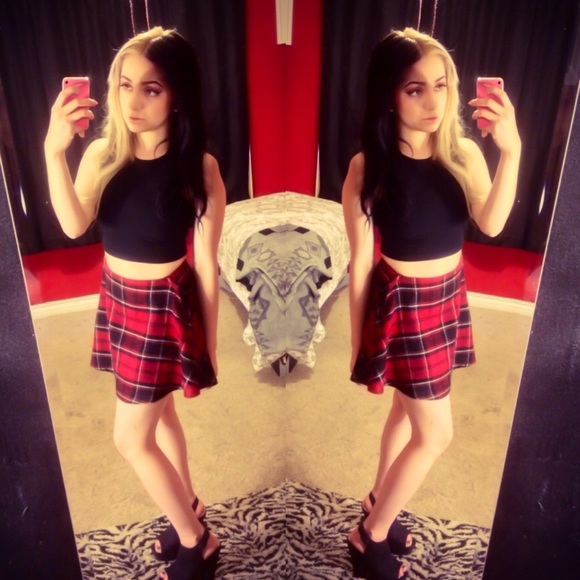 🚫SOLD🚫American apparel plaid skirt!