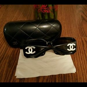 ❌SOLD❌Authentic Chanel Sunglasses