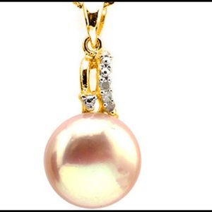 Platinum Pink Pearl and Diamond Pendant‼️