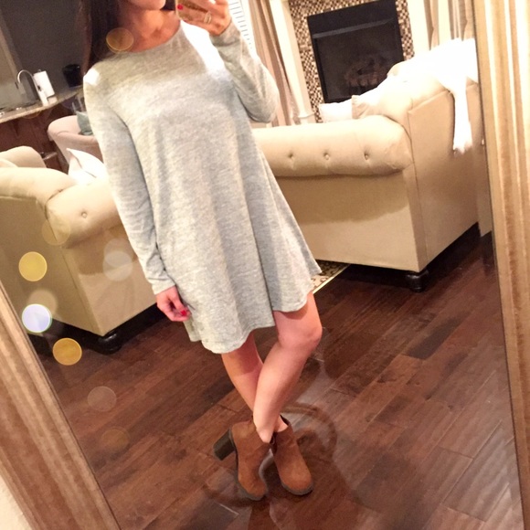 Dresses & Skirts - Grey Dress