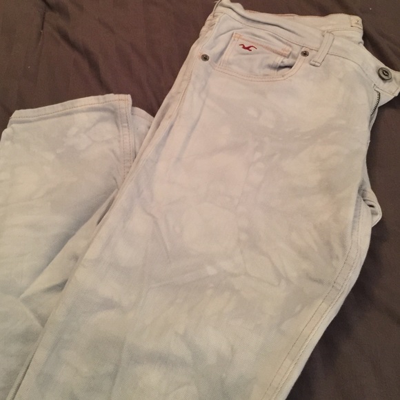 White acid wash hollister jeans