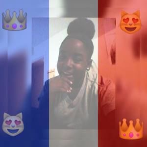 Meet your Posher, Briana