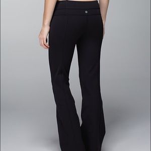 REVERSIBLE Lululemon Groove Pant pink band