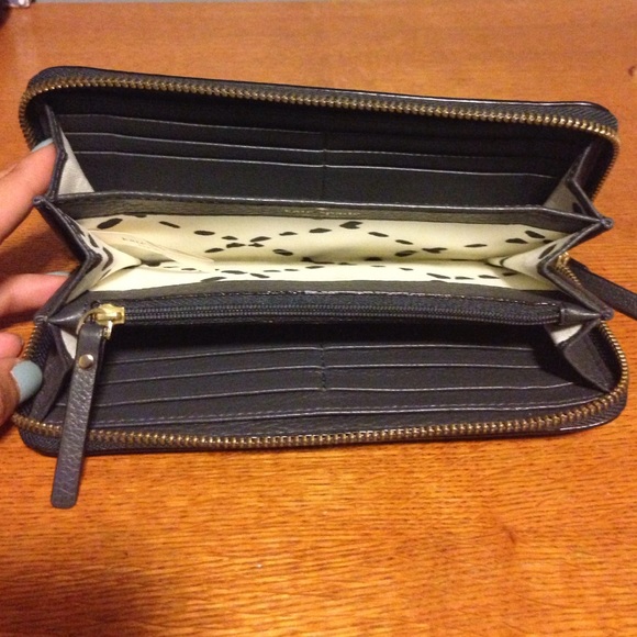 Kate Spade Neda Wallet - Picture 3 of 3