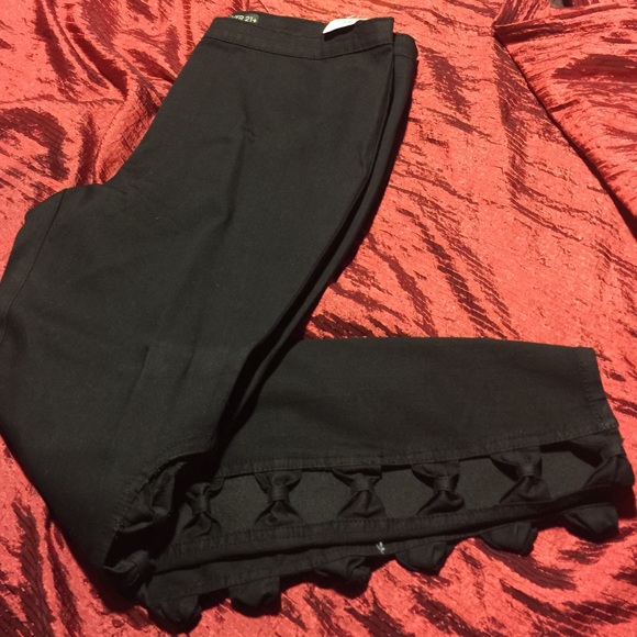 Black jeggings