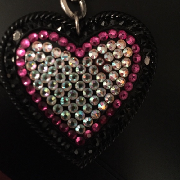 Tarina Tarantino heart necklace
