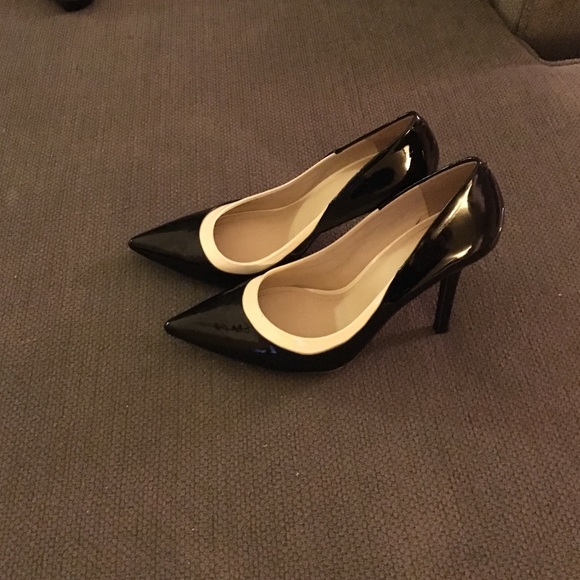 Black and white Bcbg high heels