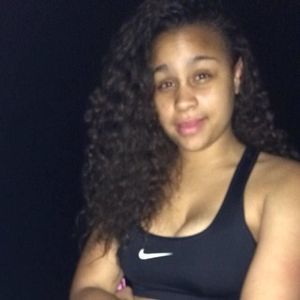 Meet your Posher, Angie