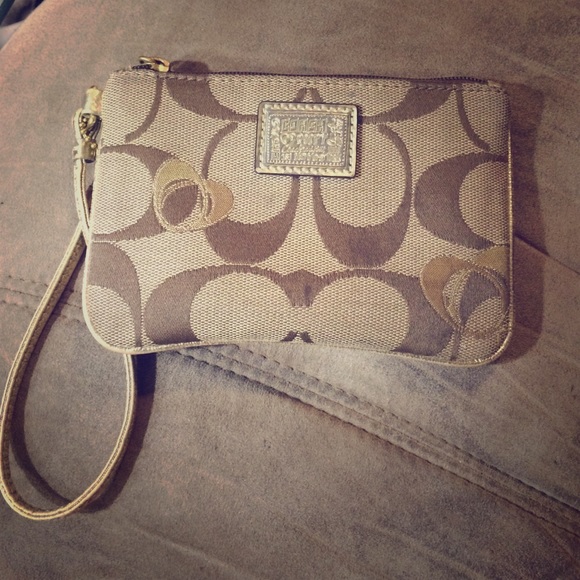 Gold coach wristlet - Picture 1 of 2
