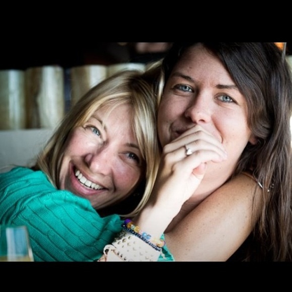 About the sellers! 💁💞