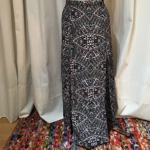 Kendall & Kylie double slit skirt