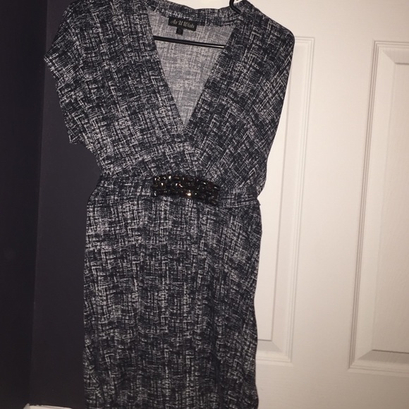 Conservative, yet stylish dress