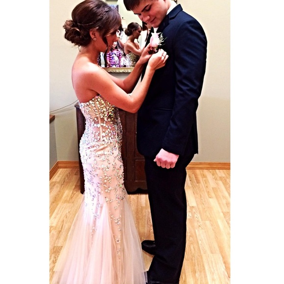 **SOLD**Mori Lee Prom Dress