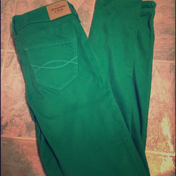 NWT A&F pants!