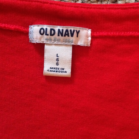 Red top - Picture 4 of 4