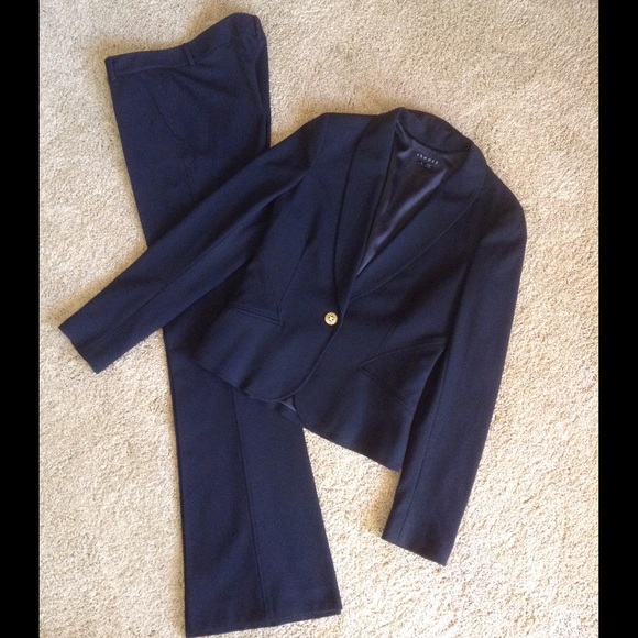 Theory Suit