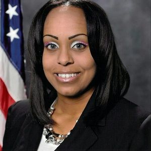 Meet your Posher, Jacqueline