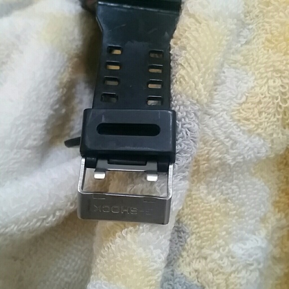 watch - Picture 3 of 3