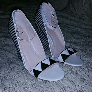 Geometric heels