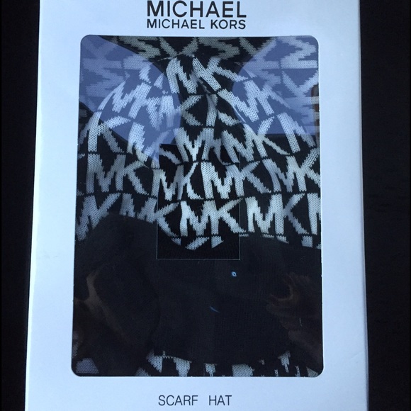 MICHAEL KORS Sets Scarf and matching Hat In a Box. - Picture 3 of 3