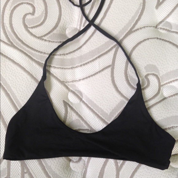 Black "Dakine" bikini top - Picture 1 of 3