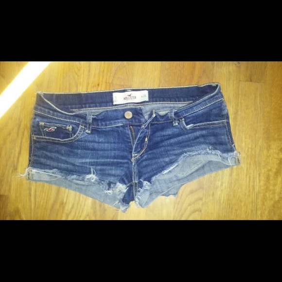 Shorts - Picture 2 of 2