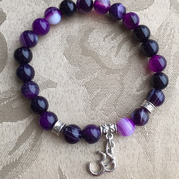 Jewelry - NATURAL STONE AGATE BEADED OM BRACELET