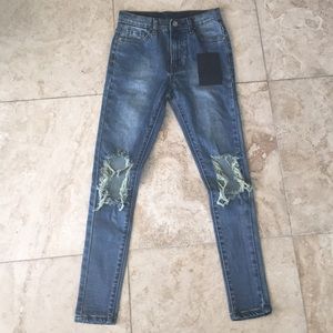UNIF Peach Pit denim jeans ripped knees NEW w Tags