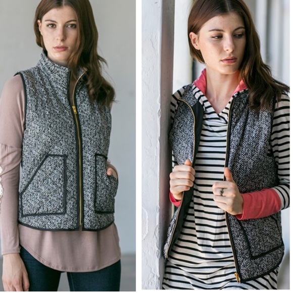 Jackets & Blazers - JUST IN!💕BEAUTIFUL PADDED VEST W/ FRONT ZIPPER!💗