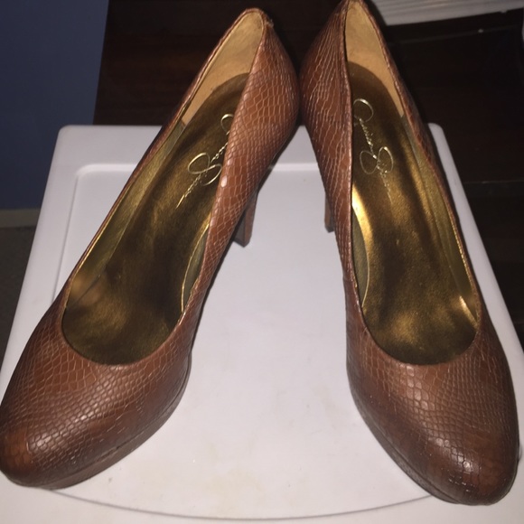 Jessica Simpson heels