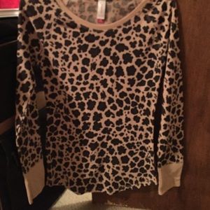 Leapord print shirt
