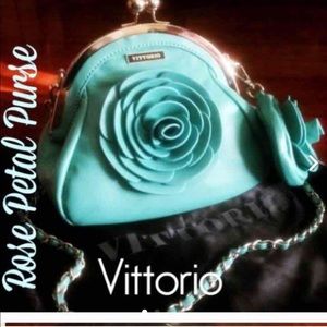 ❤Vittorio "Rose"Petal Handbag