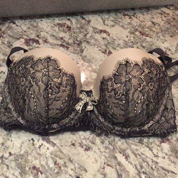 VS Dream Angel Demi. Foiled lace with diamond bow - Picture 4 of 4