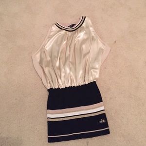 Beautiful dressy blouse!!