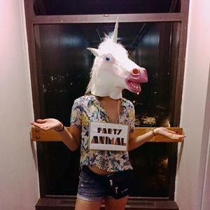 Meet your Posher, Megan