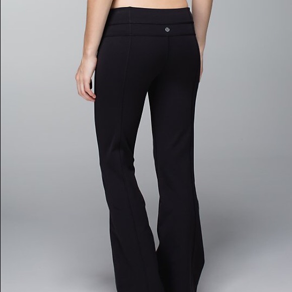 Bundle of 2 Lululemon Grooves size 2 - Picture 1 of 3