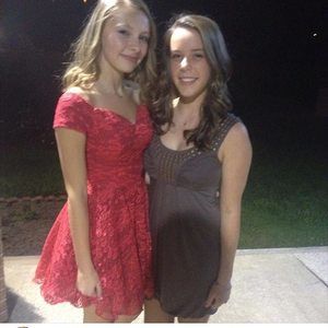 Meet your Posher, Brenna