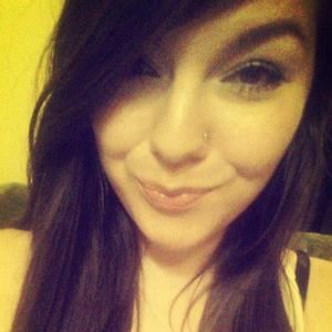 Meet your Posher, Ania