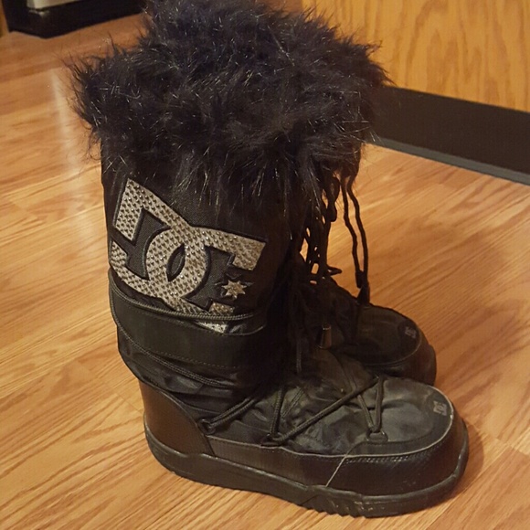 Women's snow boots