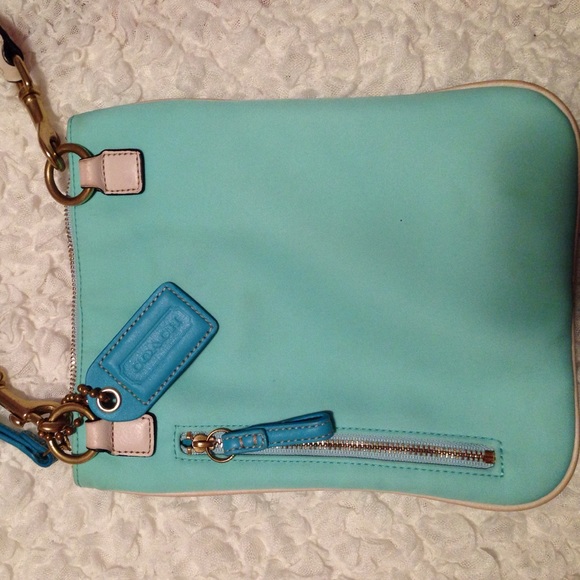 Authentic Coach Purse - Picture 2 of 4