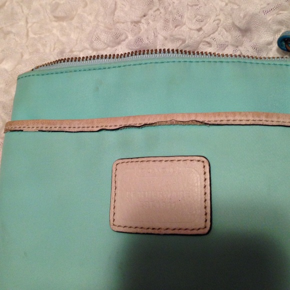 Authentic Coach Purse - Picture 4 of 4